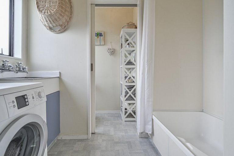 Photo of property in 205 Pattison Road, Akina, Hastings, 4122