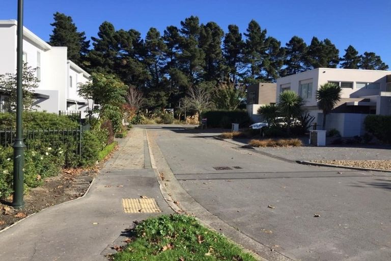 Photo of property in 8 Seager Lane, Hillmorton, Christchurch, 8024