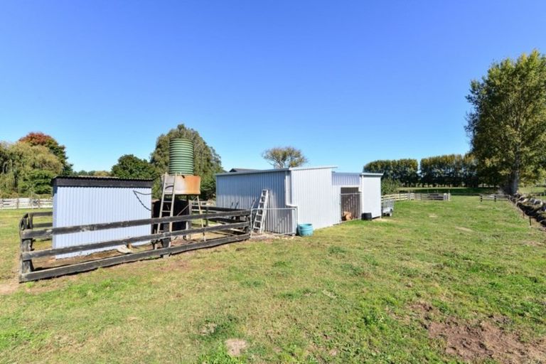 Photo of property in 21 Barrett Road, Temple View, Hamilton, 3290