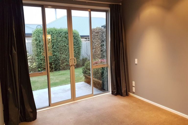 Photo of property in 1 Macauley Street, Ahuriri, Napier, 4110