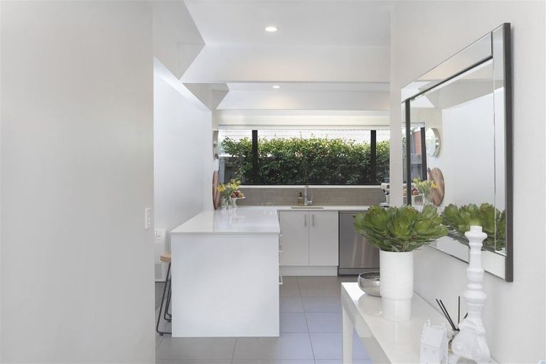 Photo of property in 464 Avonhead Road, Avonhead, Christchurch, 8042