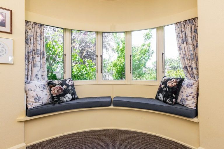 Photo of property in 1/61 Te Mata Road, Havelock North, 4130