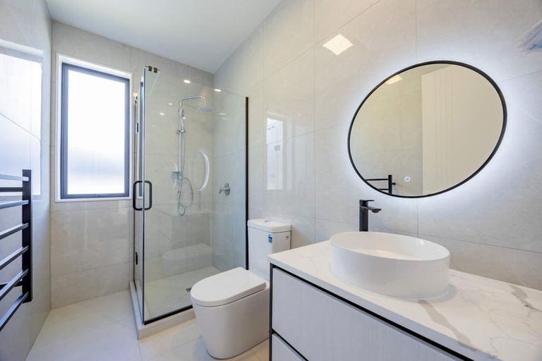 Photo of property in 261 West Hoe Heights, Orewa, 0931