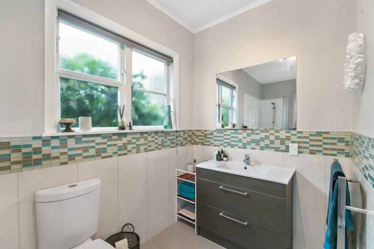 Photo of property in 53 Kurahaupo Street, Orakei, Auckland, 1071