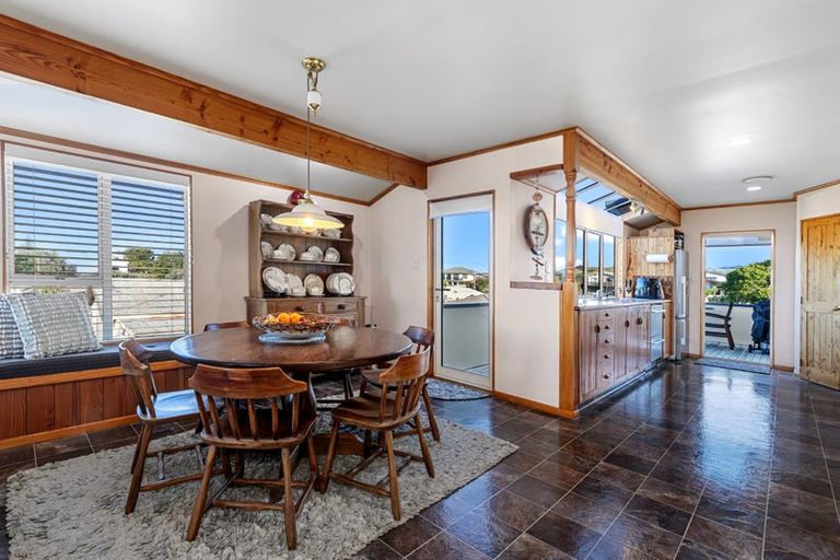 Photo of property in 630 Papamoa Beach Road, Papamoa Beach, Papamoa, 3118