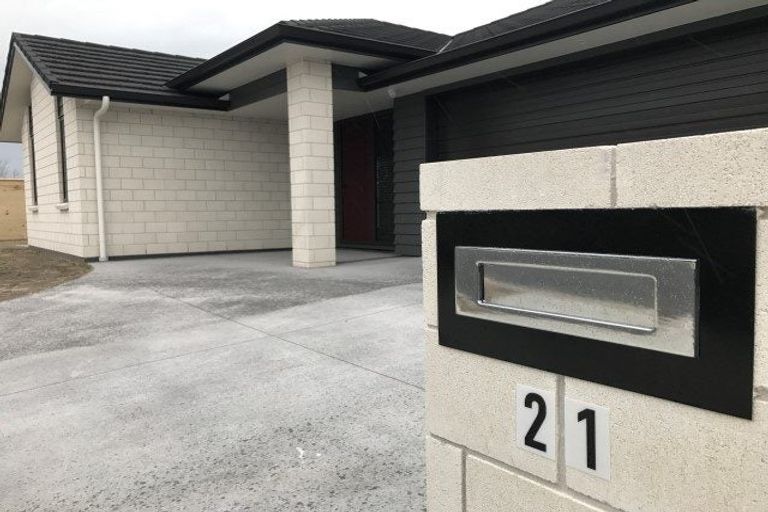 Photo of property in 21 Kuru Place, Papamoa, 3118