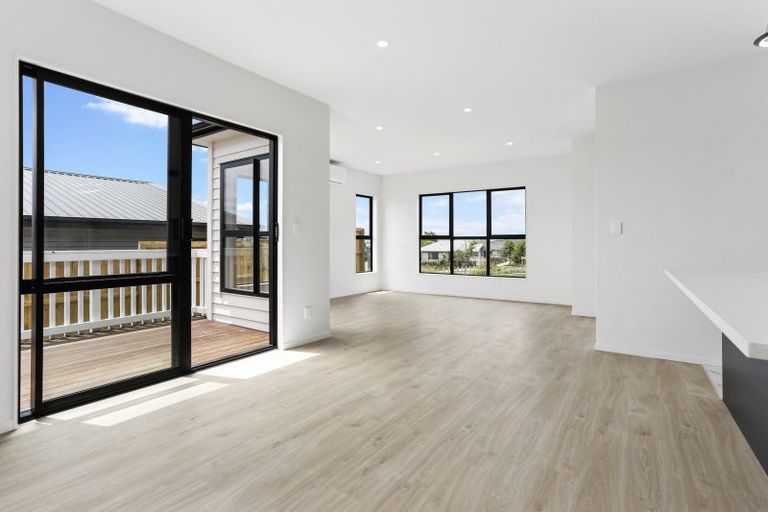 Photo of property in 17 Rural View Terrace, Pukekohe, 2120