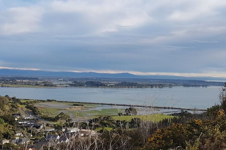 Photo of property in 26 Glenstrae Road, Redcliffs, Christchurch, 8081