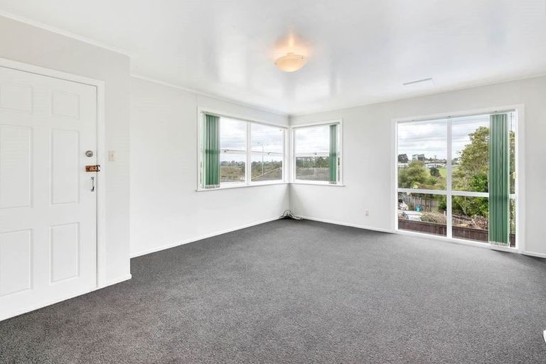 Photo of property in 141 Flanshaw Road, Te Atatu South, Auckland, 0610
