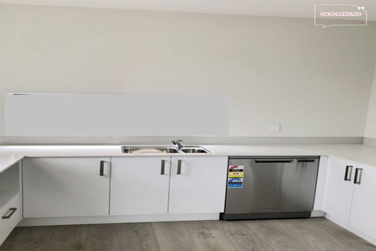 Photo of property in 5 Battalion Drive, Papakura, 2110