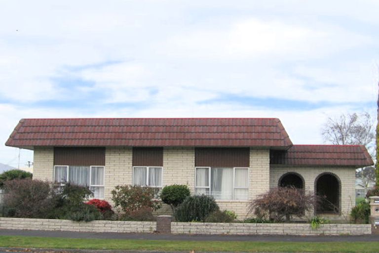 Photo of property in 233 Sandwich Road, St Andrews, Hamilton, 3200