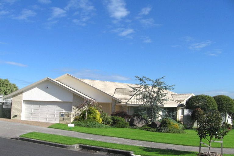 Photo of property in 1 Alf Place, Somerville, Auckland, 2014