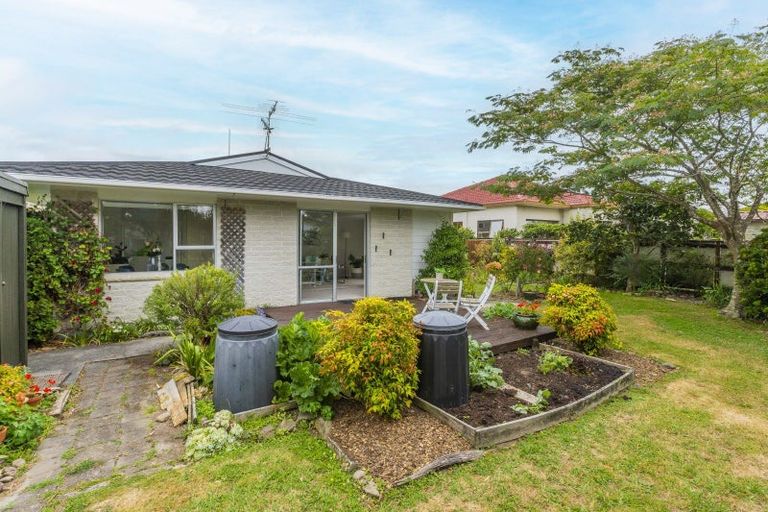 Photo of property in 49b Ngaio Road, Waikanae, 5036