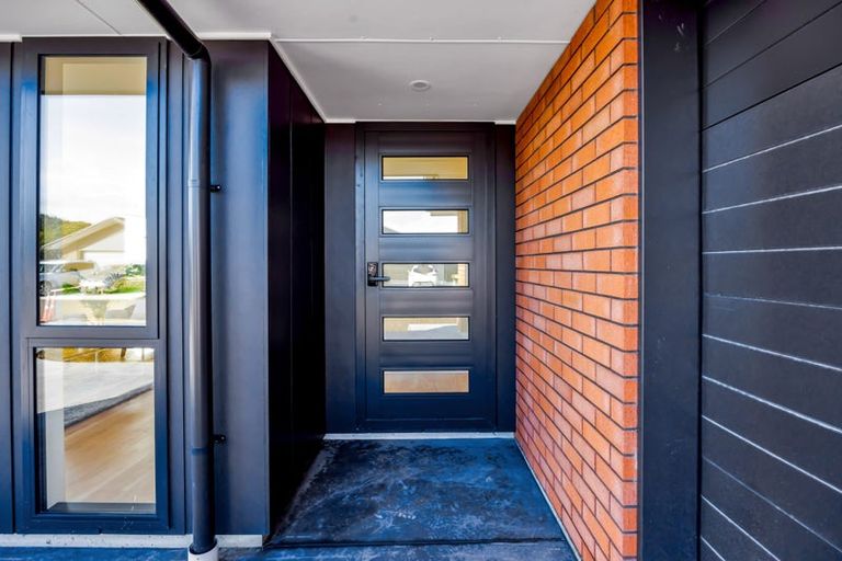 Photo of property in 14 Roka Street, Bell Block, New Plymouth, 4312