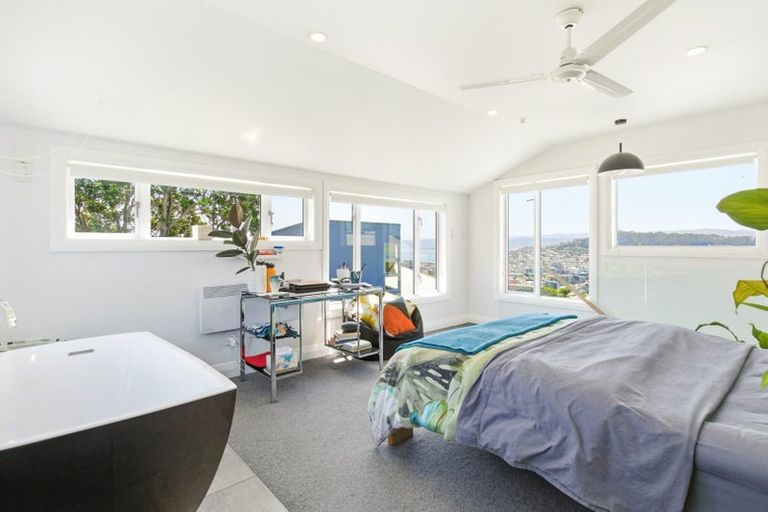 Photo of property in 44 Mortimer Terrace, Aro Valley, Wellington, 6021