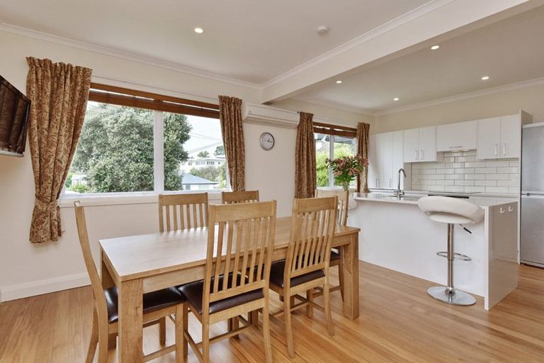 Photo of property in 51 Marama Crescent, Mount Pleasant, Christchurch, 8081