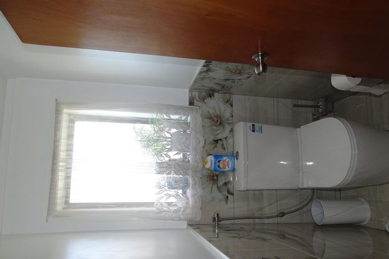 Photo of property in 4 Mangarata Avenue, Papatoetoe, Auckland, 2025