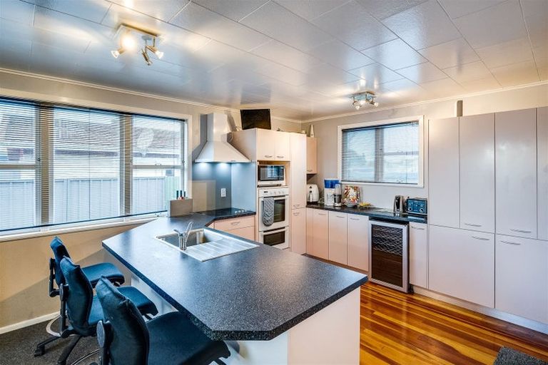 Photo of property in 91 Wycliffe Street, Onekawa, Napier, 4110