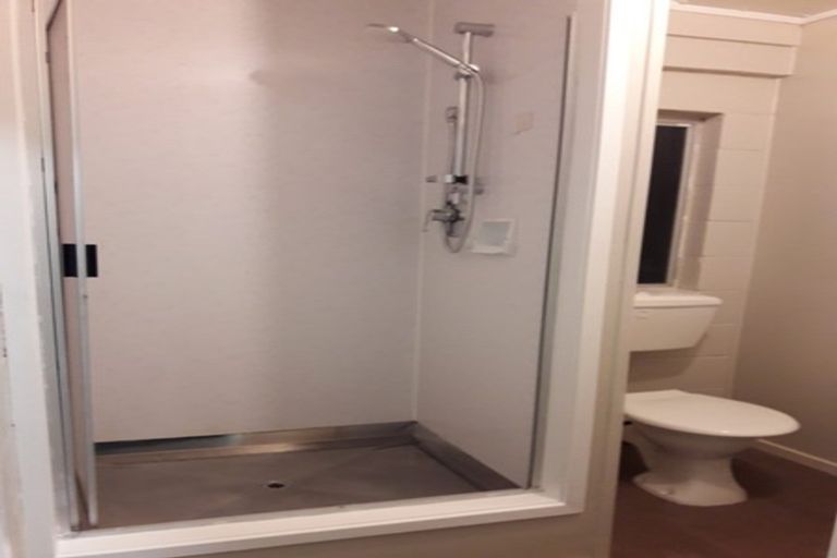 Photo of property in 32 Arthur Road, Hillpark, Auckland, 2102