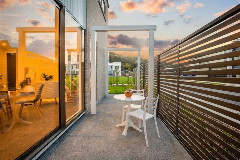 Photo of property in 2 Tokitoki Way, Kenepuru, Porirua, 5022