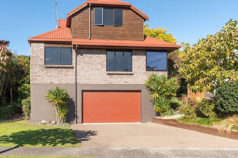 Photo of property in 18 Cherrywood Street, Pukete, Hamilton, 3200