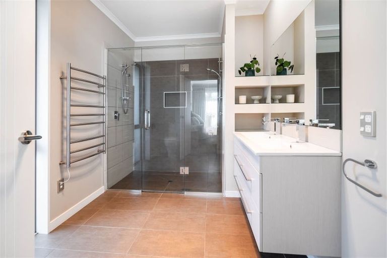 Photo of property in 1 Villa Mews, Rolleston, 7614