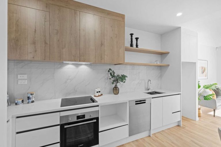 Photo of property in 3/29 Tudor Road, Henderson, Auckland, 0610