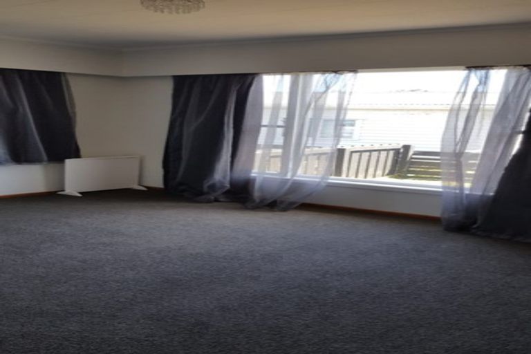 Photo of property in 54 Hume Street, Waitara, 4320