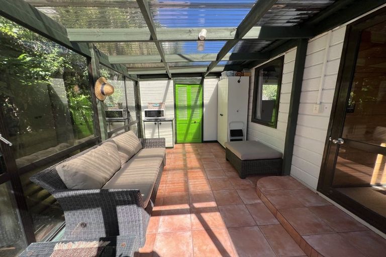 Photo of property in 15 Fraser Avenue, Johnsonville, Wellington, 6037