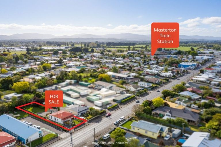 Photo of property in 83 Lincoln Road, Masterton, 5810