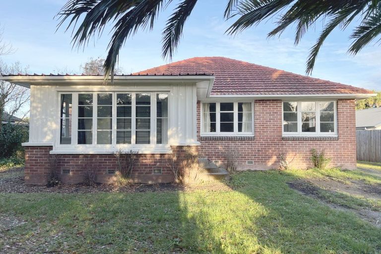 Photo of property in 6 Attlee Crescent, Bryndwr, Christchurch, 8053