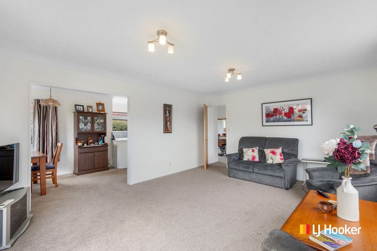 Photo of property in 115 Hagart-alexander Drive, Mosgiel, 9024