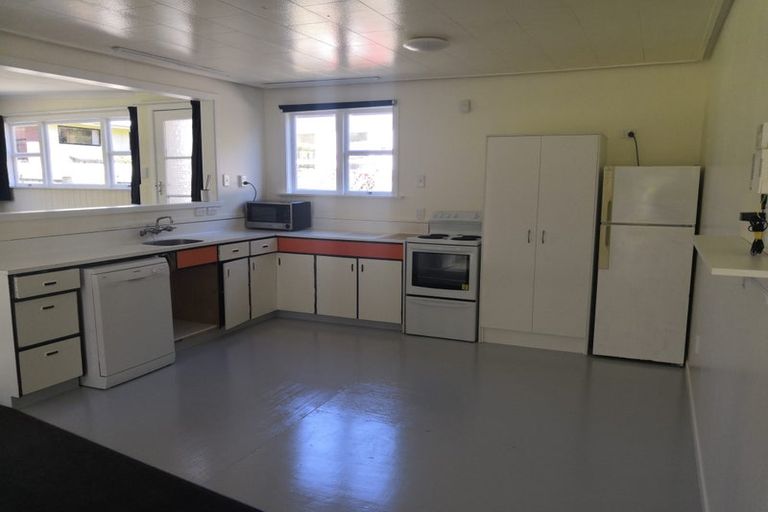 Photo of property in 16 Selwyn Street, North East Valley, Dunedin, 9010