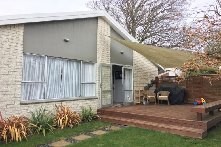 Photo of property in 3/45 Withells Road, Avonhead, Christchurch, 8042