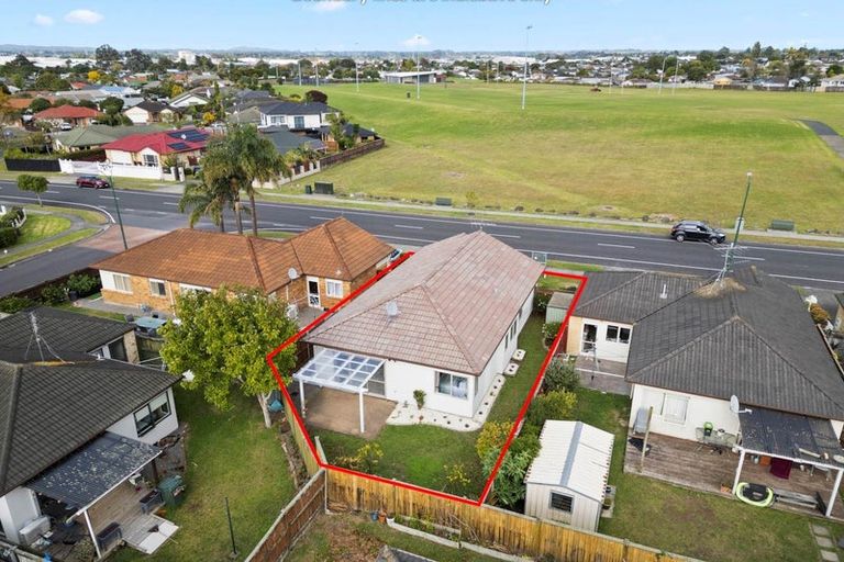 Photo of property in 31 Magic Way, Randwick Park, Auckland, 2105
