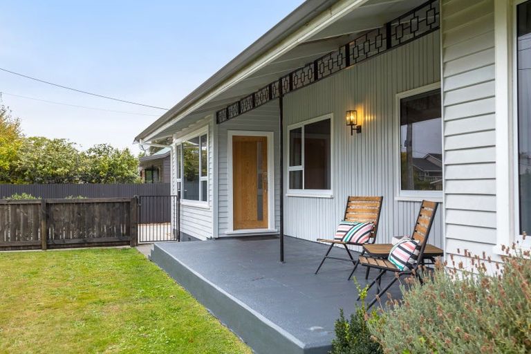 Photo of property in 14 Mahupuku Street, Greytown, 5712