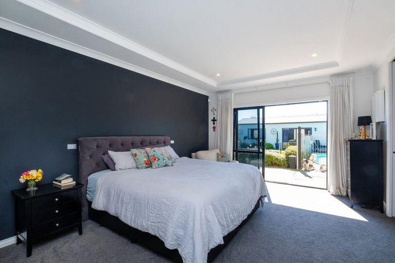 Photo of property in Heynes Place, 29 Heynes Place, Clive, 4102