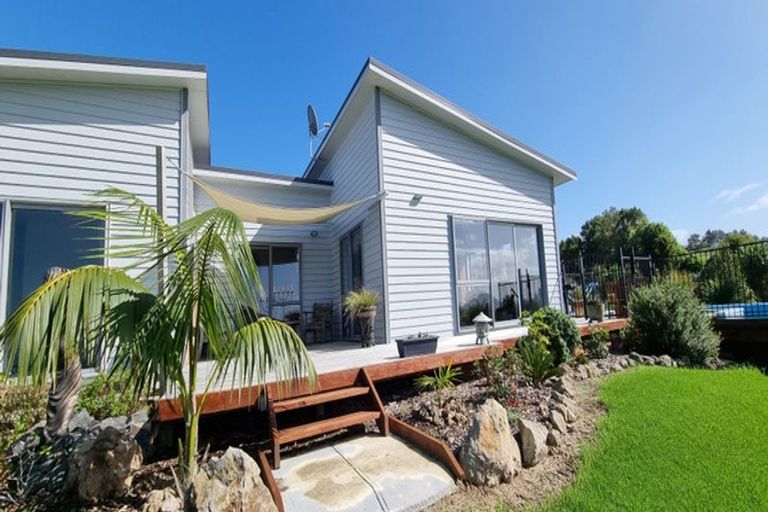 Photo of property in 21 Finlayson Road, Matarau, Whangarei, 0176