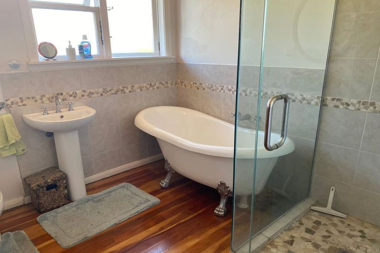 Photo of property in 30 Thomson Street, West End, Palmerston North, 4412