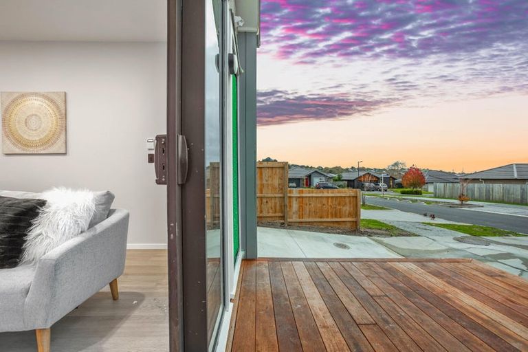 Photo of property in 4 Rongomai Street, Helensville, 0800