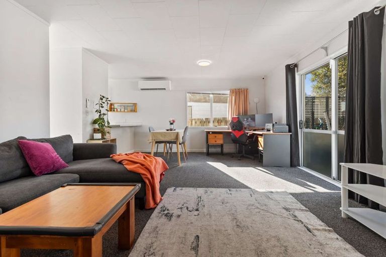 Photo of property in 17 Bronte Place, Owhata, Rotorua, 3010