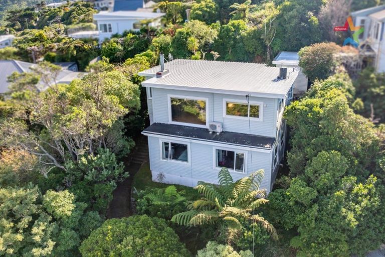 Photo of property in 12 Titiro Moana Road, Korokoro, Lower Hutt, 5012