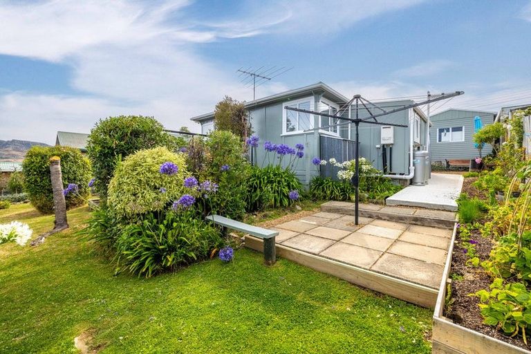 Photo of property in 17 Whero Avenue, Diamond Harbour, Lyttelton, 8971