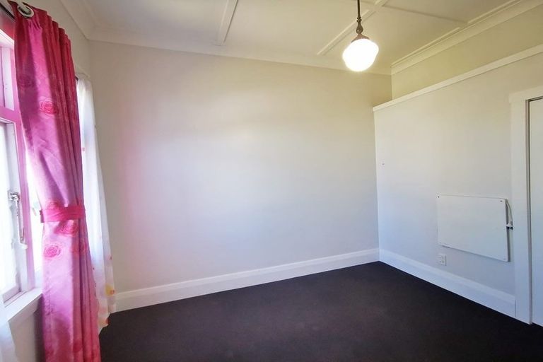 Photo of property in 22 Storey Avenue, Forest Lake, Hamilton, 3200