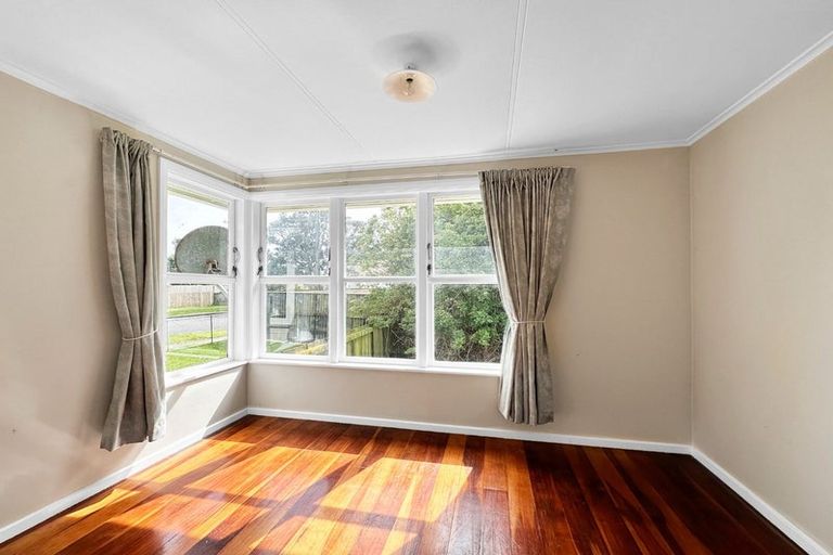 Photo of property in 19 Maire Street, Gonville, Whanganui, 4501