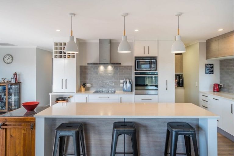 Photo of property in 157 Matai Road, Raumati Beach, Paraparaumu, 5032