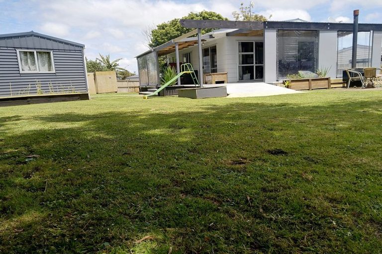 Photo of property in 49 Stevenson Road, Clarks Beach, 2122