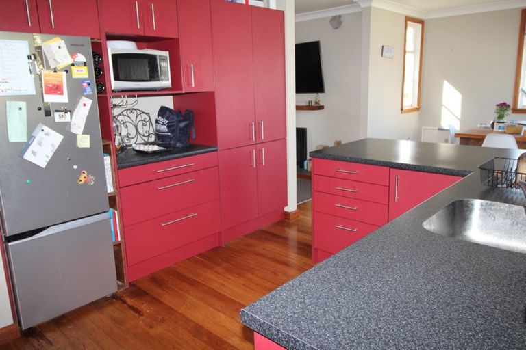 Photo of property in 41 Sheffield Street, Awapuni, Palmerston North, 4412