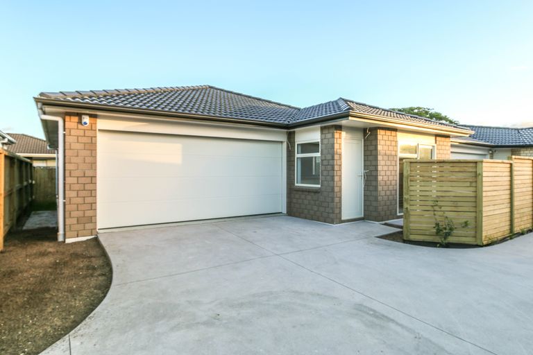Photo of property in 44b Edward Avenue, Orewa, 0931
