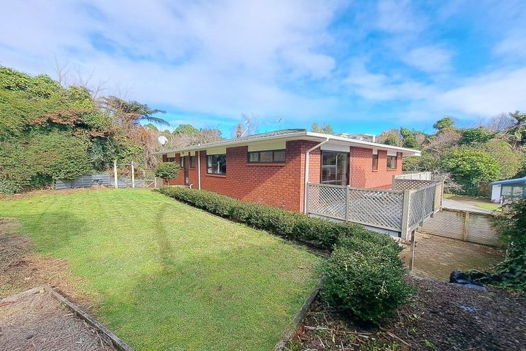 Photo of property in 8g Nevada Drive, Merrilands, New Plymouth, 4312